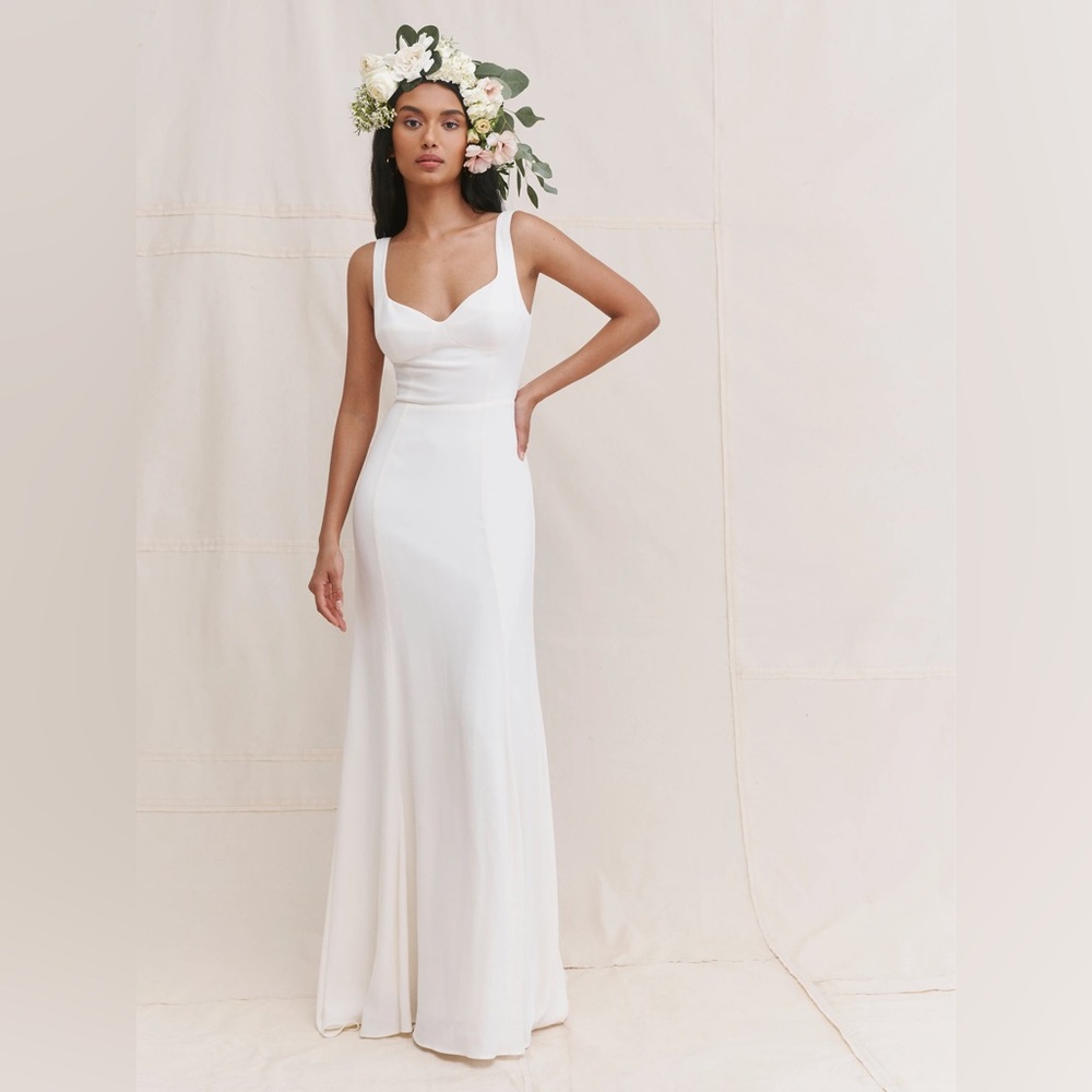 Reformation Lecce Dress 💐🤍
